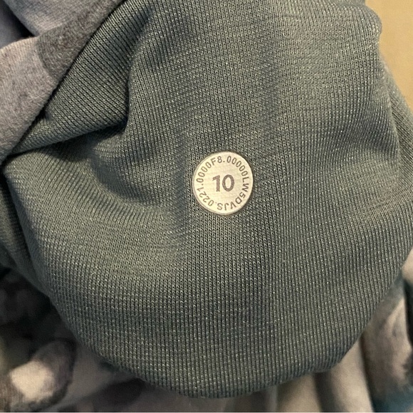 Lululemon Unlimit High-Rise Tight 25" in Kaleidofloral Multi ~ Size 10 - Picture 7 of 7